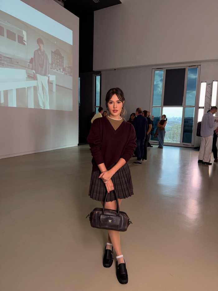 Raisa Memukau di Paris Fashion Week: Tiga Look Eksklusif