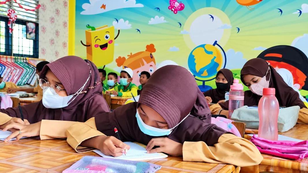 Saat Asap Membahayakan, Sekolah Memilih Daring Penuh atau Potong Jam Belajar