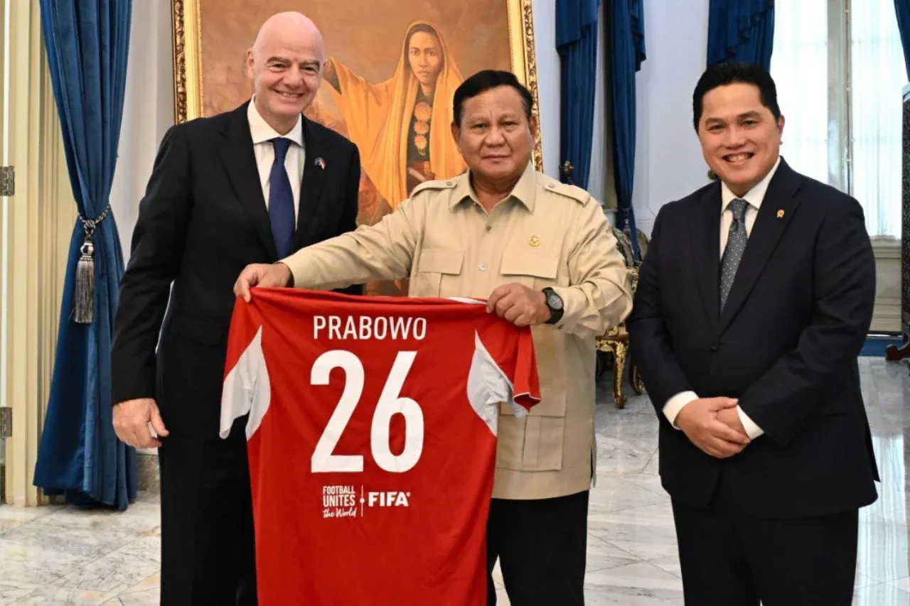 Presiden FIFA Puja Tuan Rumah ASEAN Cup Perdana