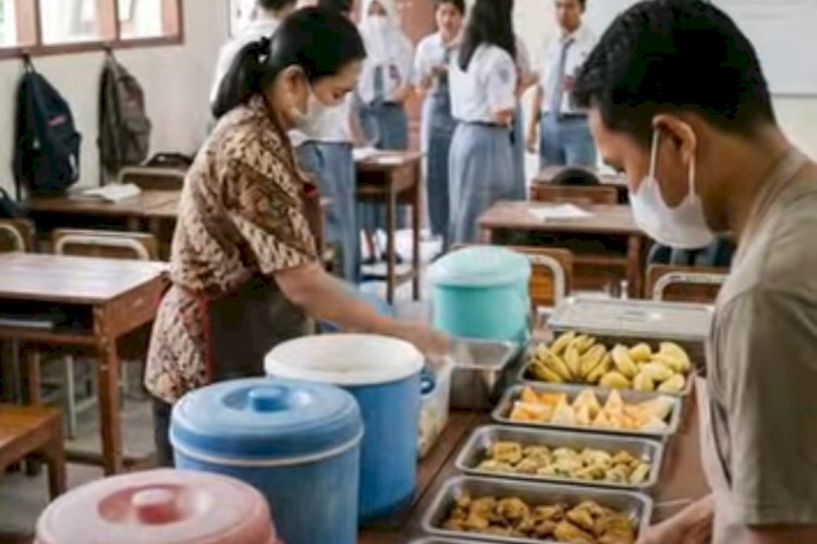 Sistem Prasmanan di Sekolah: Cara MBG Menjaga Makanan Tetap Segar dan Hangat