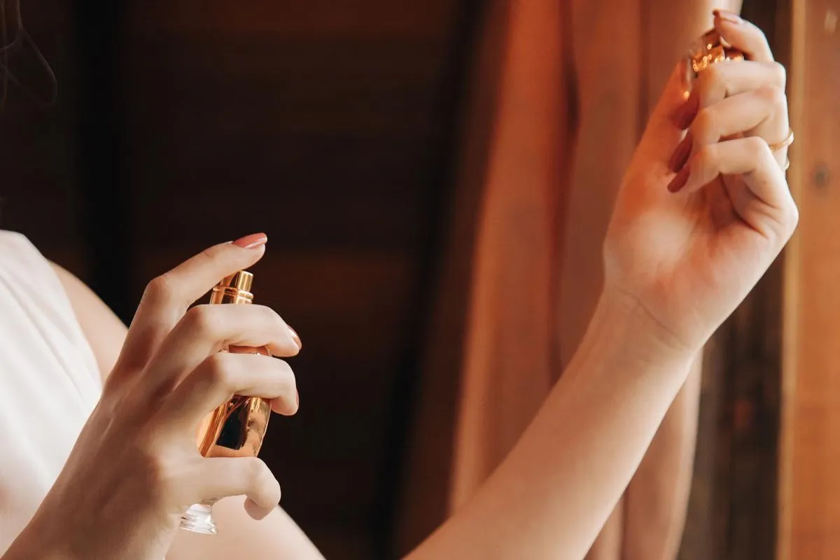 Memo Paris vs Maison Francis Kurkdjian: Panduan Parfum Niche Mewah