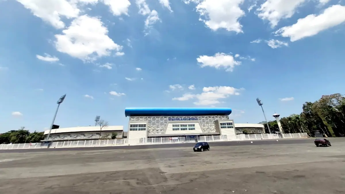 Jelajahi Ruang Rahasia Gedung Pemerintah dan Stadion