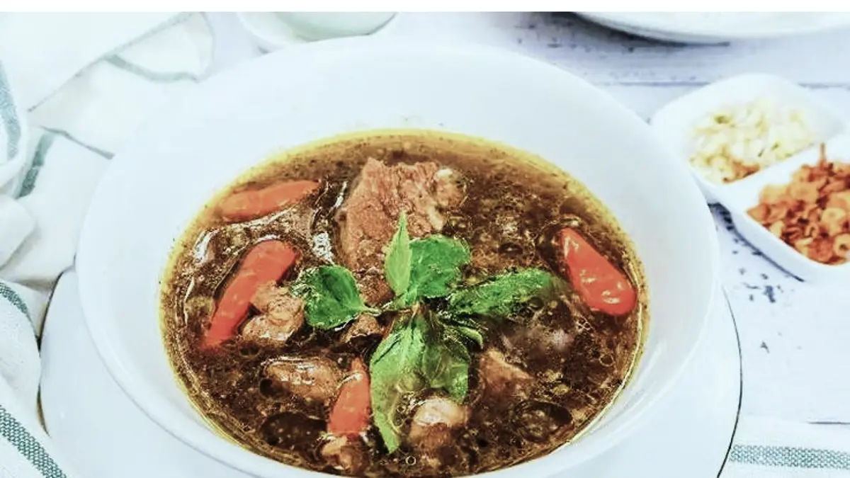 Tiga Wajah Rawon Jawa Timur: Setan, Daging Medok, dan Nasi Rawon Rumahan
