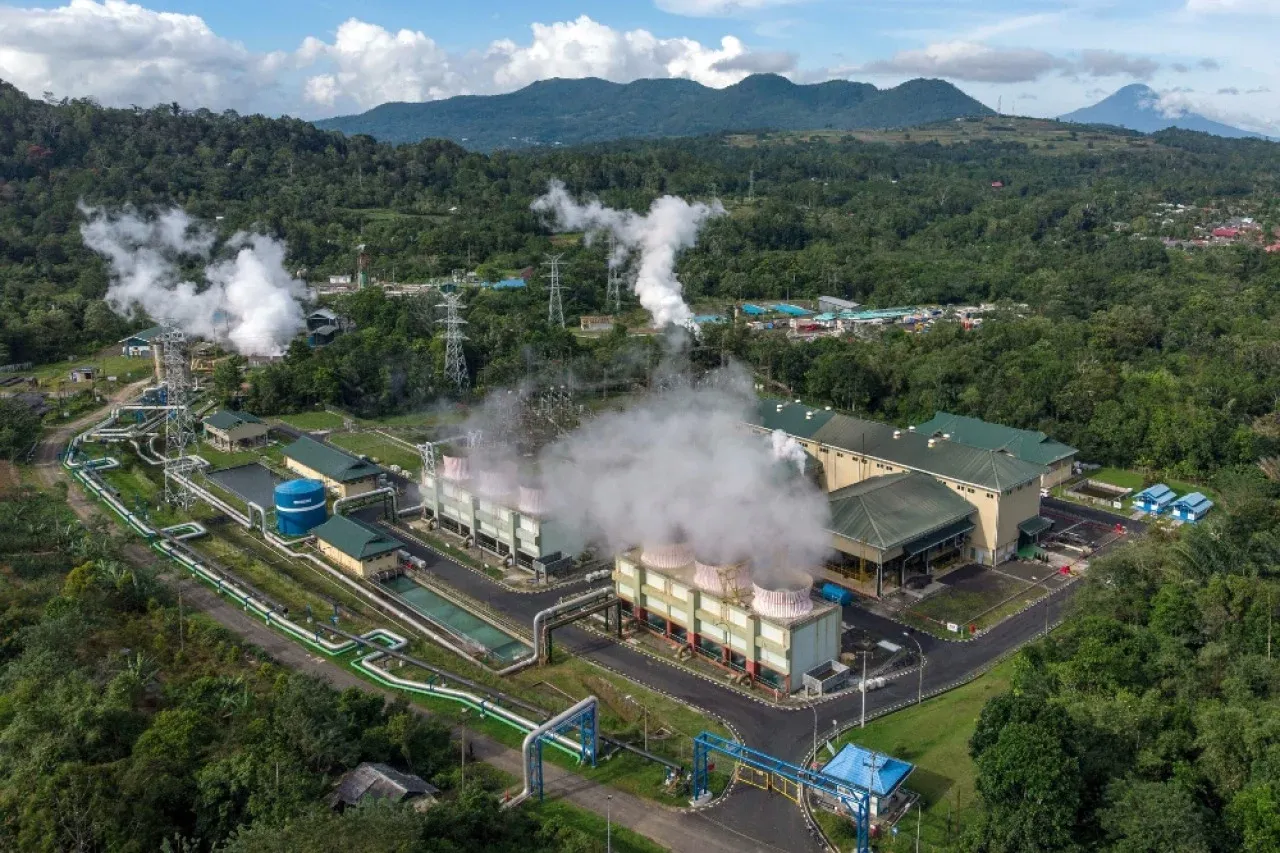 Lonjakan Listrik Industri dan Taruhan Besar Transisi Energi PLN