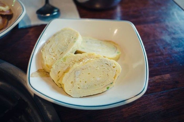 Atsuyaki Tamago vs Tamagoyaki: Duel Telur Dadar Jepang