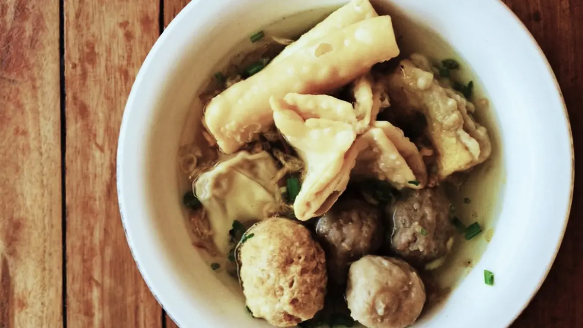 Bakso Malang Lengkap Homemade dari Satu Adonan Dasar