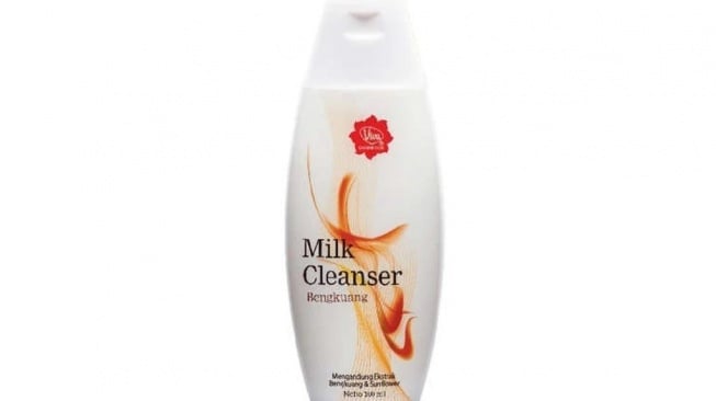 Urutan Lengkap Double Cleansing dengan Milk Cleanser dan Face Tonic