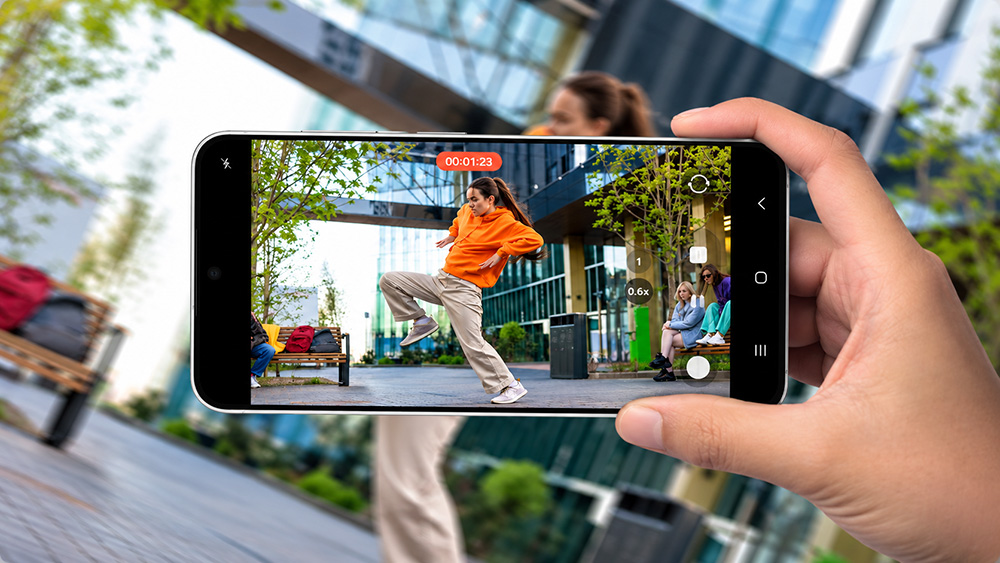 Samsung Galaxy S26 FE: Flagship Terjangkau dengan AMOLED 120Hz dan Galaxy AI