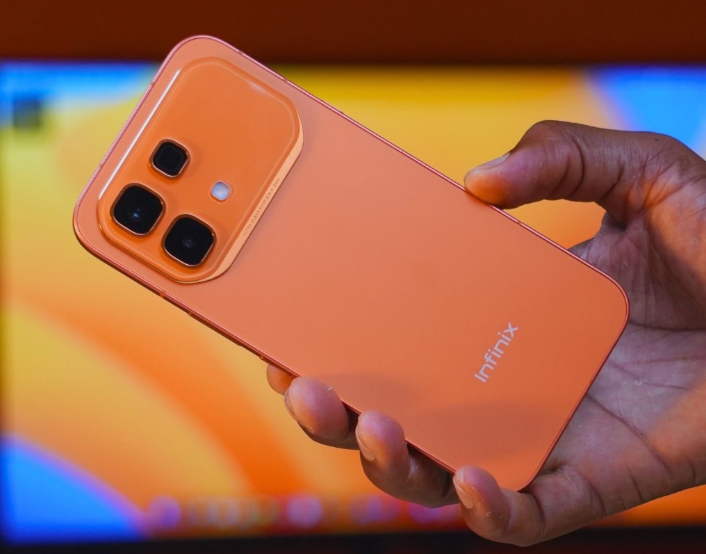 Infinix Smart 20 Series: Mana HP 1 Jutaan Layar 120Hz Paling Worth It?