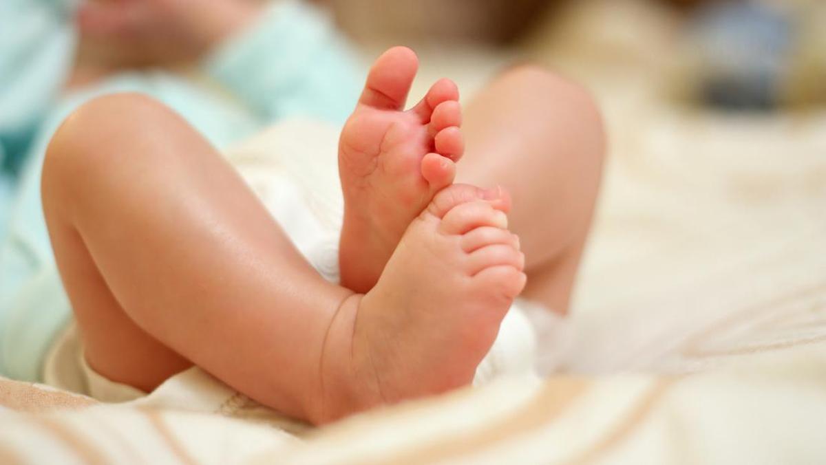 Telur Mentah untuk Bayi Neonatal: Tradisi Berbahaya yang Harus Dihentikan