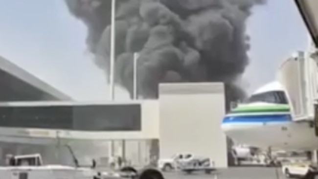 Serangan Houthi Ganggu Umrah: Risiko, Rute, dan Hak Jemaah