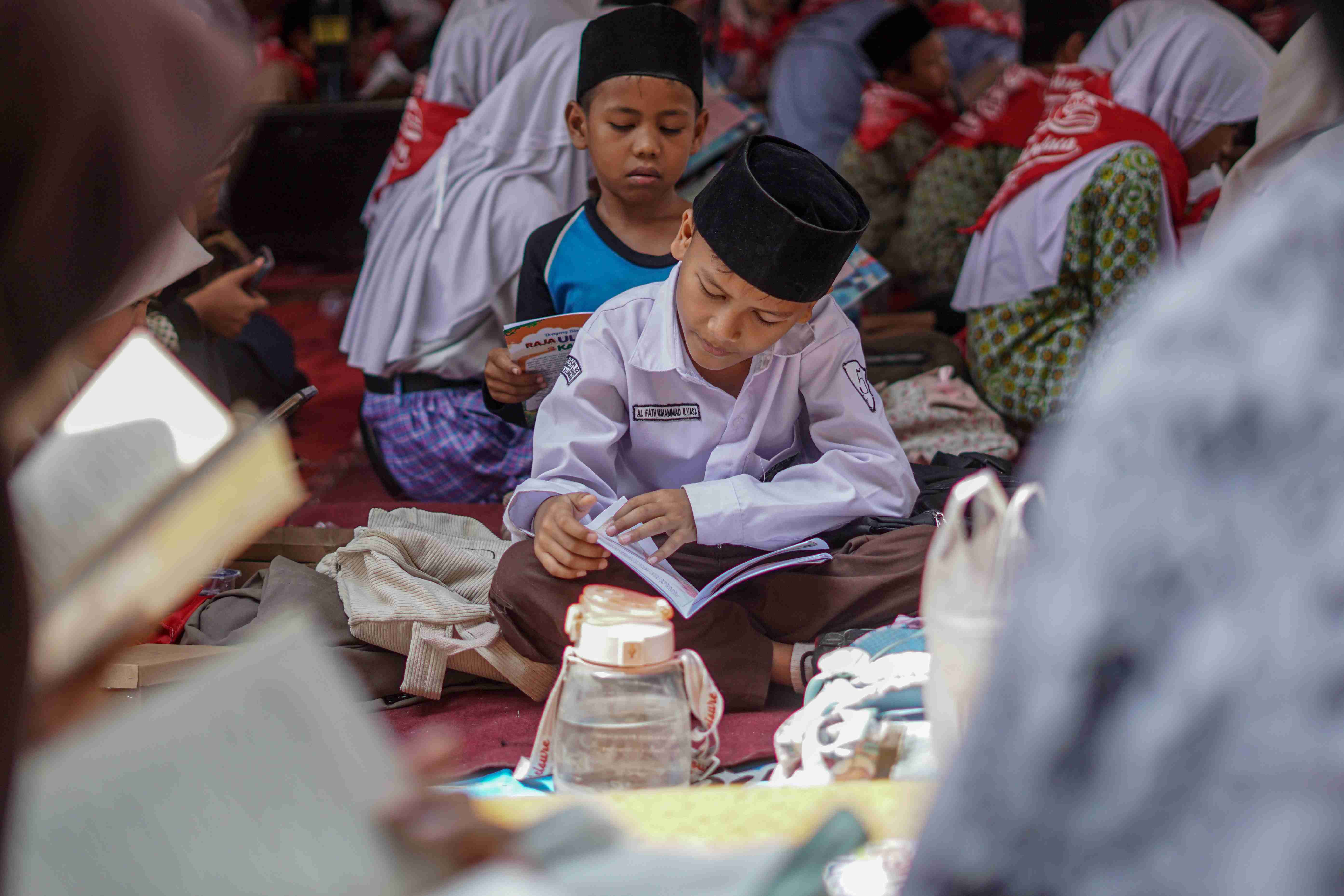 Festival Literasi: Puisi, Gawai, dan Budaya Baca Baru