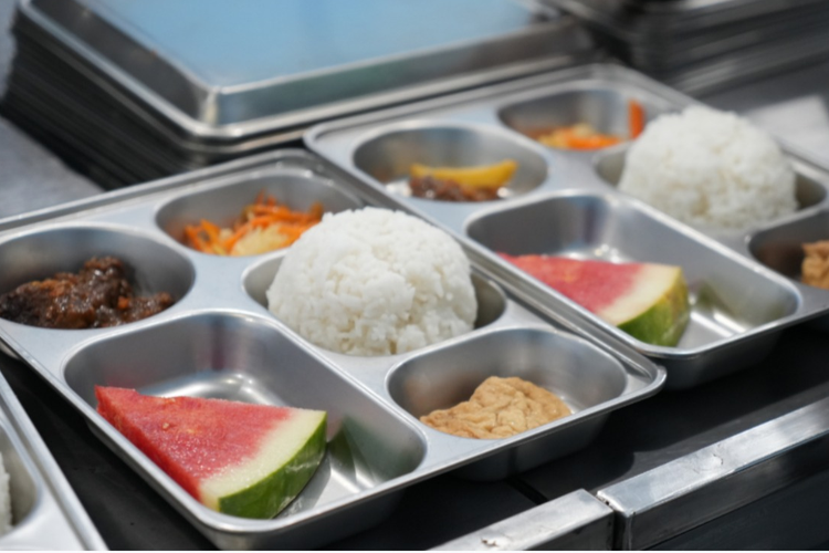 Standar Gizi Program Makan Bergizi Gratis di Sekolah