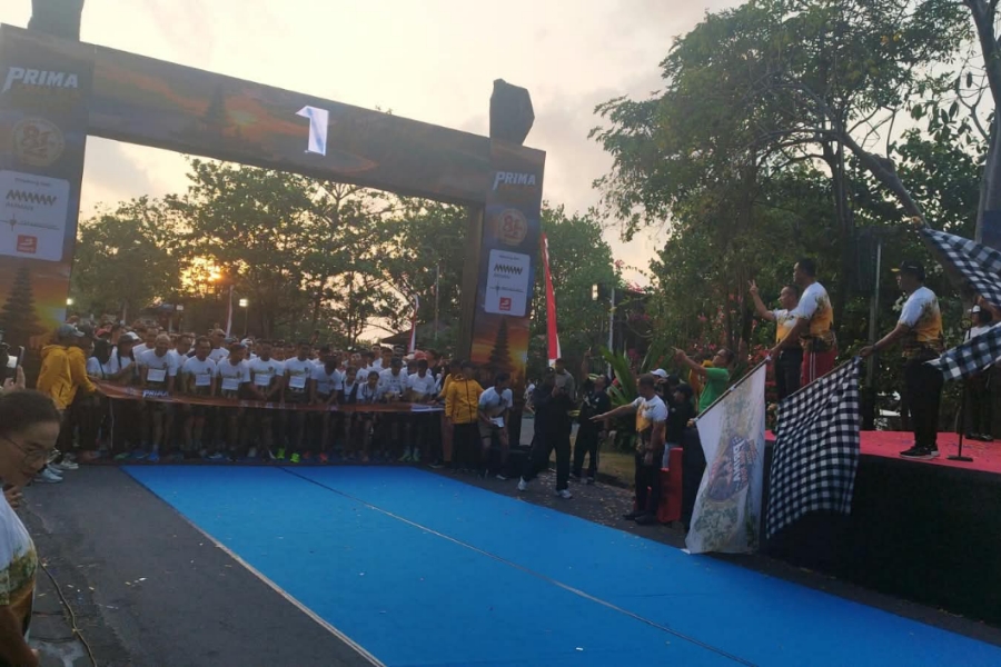 Ribuan Pelari Ramaikan Prima Trail Run di Pantai Pandawa