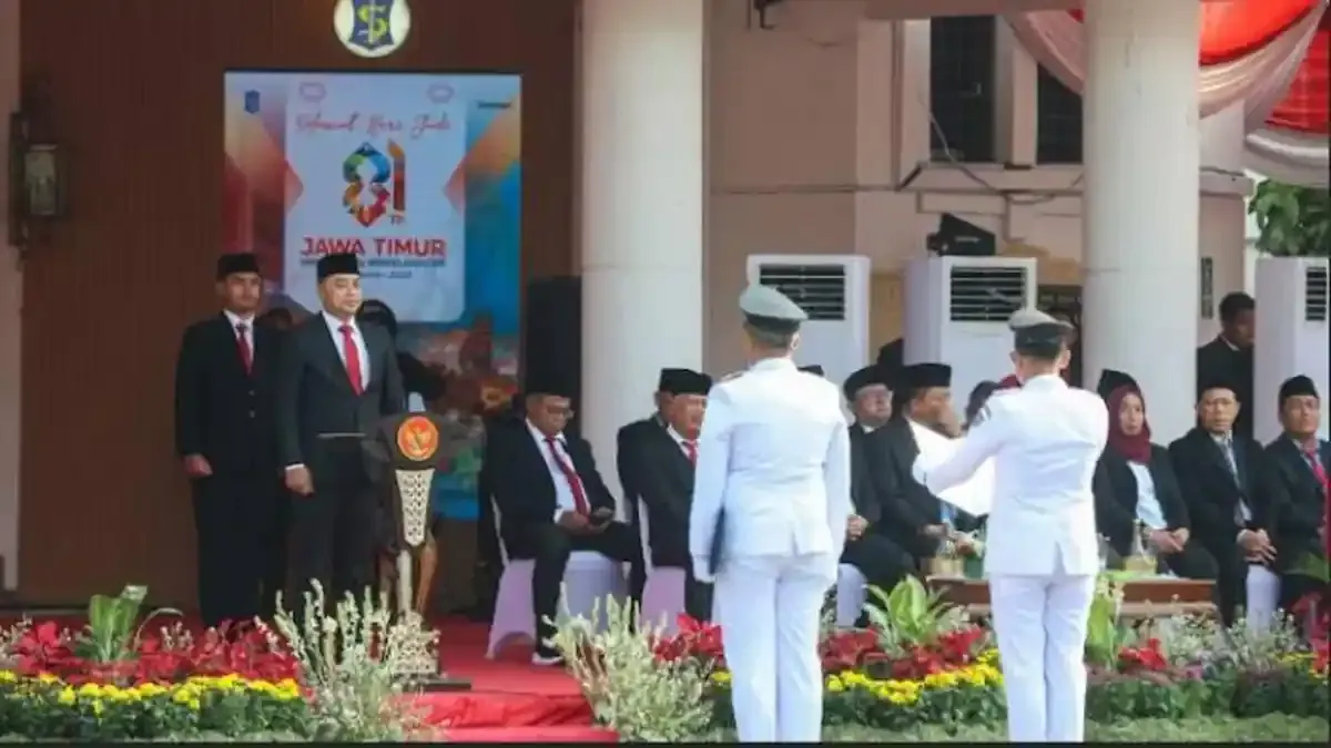 Kereta Regional Surabaya-Sidoarjo dan Flyover Gedangan Mempercepat Mobilitas Perkotaan