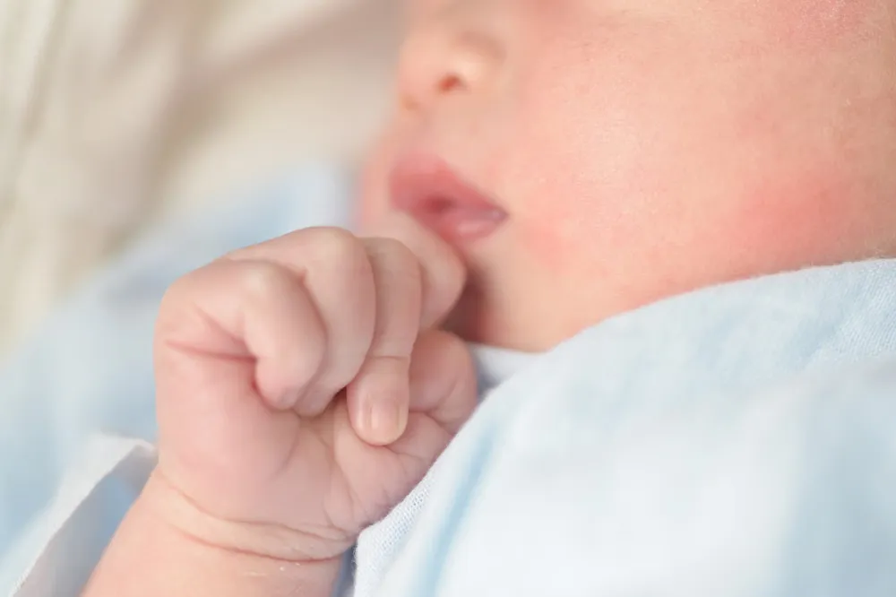 Telur Mentah untuk Bayi: Risiko Salmonella yang Terlupakan