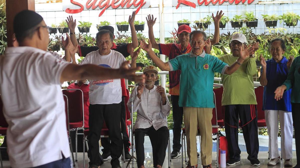 Program Olahraga Terstruktur untuk Lansia, Sehat Fisik dan Sosial