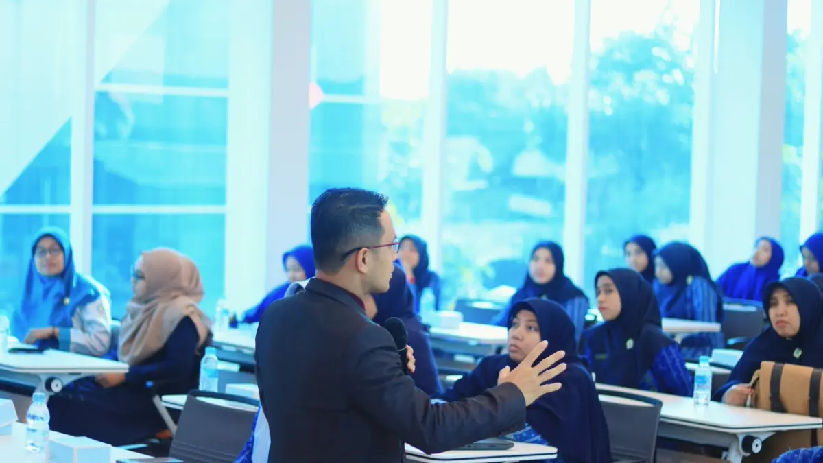 Kemitraan Industri Jadi Kunci Lulusan SMK Langsung Terserap Kerja