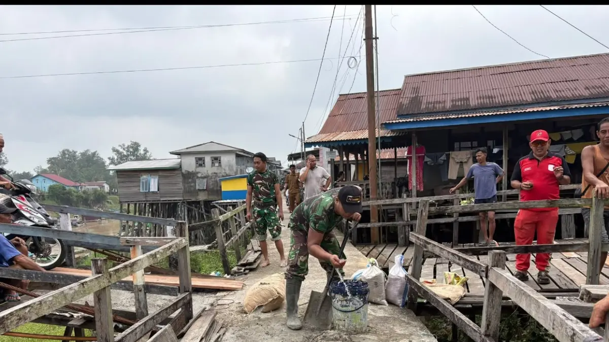 Dari Gotong Royong hingga Irigasi Sawah: Peran Babinsa dalam Pembangunan Desa