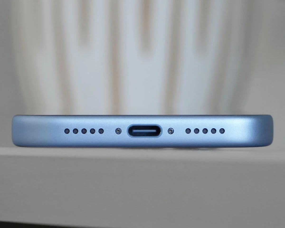 Review iPhone 18 Pro: Kamera Fleksibel, Baterai Panjang