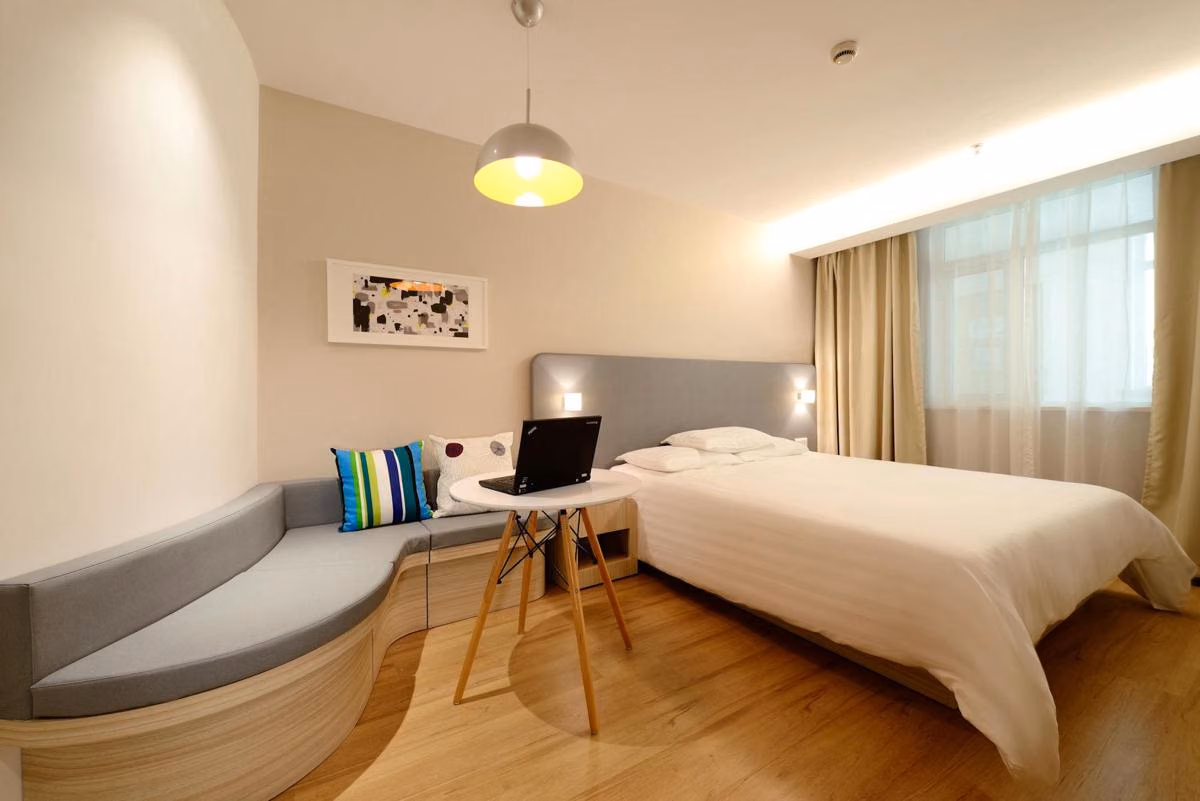 Teknik Pencahayaan Kamar Tidur ala Hotel Bintang Lima