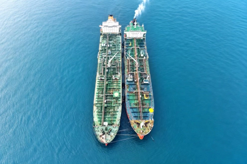 Layanan Ship-to-Ship Kembali di Batam: Taruhan Baru Daya Saing Maritim