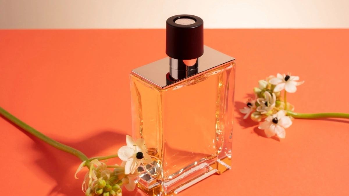 Panduan Parfum Lokal untuk Setiap Musim: Dari Pine Segar hingga Amber Hangat