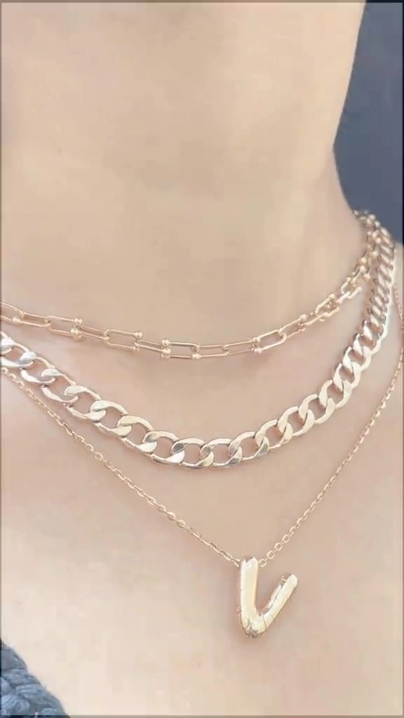 Kalung 40, 45, atau 50 cm? Ini Cara Aku Menentukan Panjang Rantai yang Pas di Leher