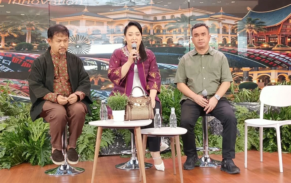 Medan Fashion & Culture Festival Dorong Ulos ke Panggung Global