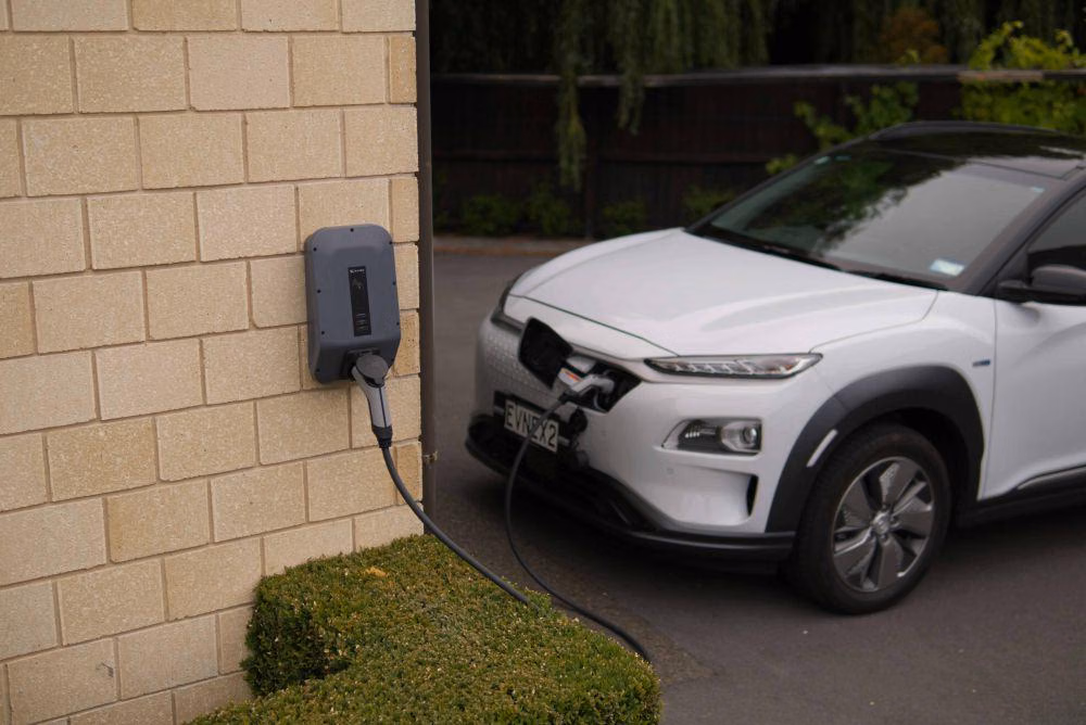 Panduan Perawatan Baterai Mobil Hybrid dan Cara Memperpanjang Umurnya