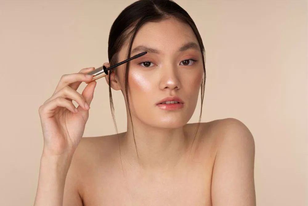 Pilihan Eyeshadow Terbaik untuk Warm Undertone