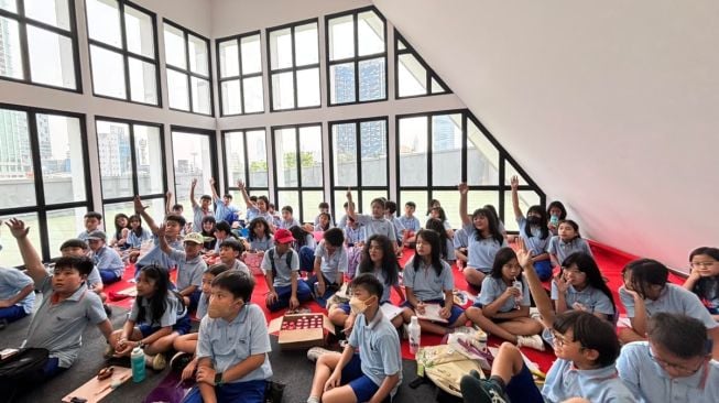 Pelatihan Jurnalistik di Sekolah: Benteng Berpikir Kritis Siswa