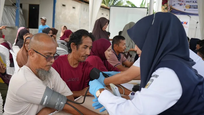 Program CSR Kereta Api: Dari Rel ke Ruang Kelas dan Klinik