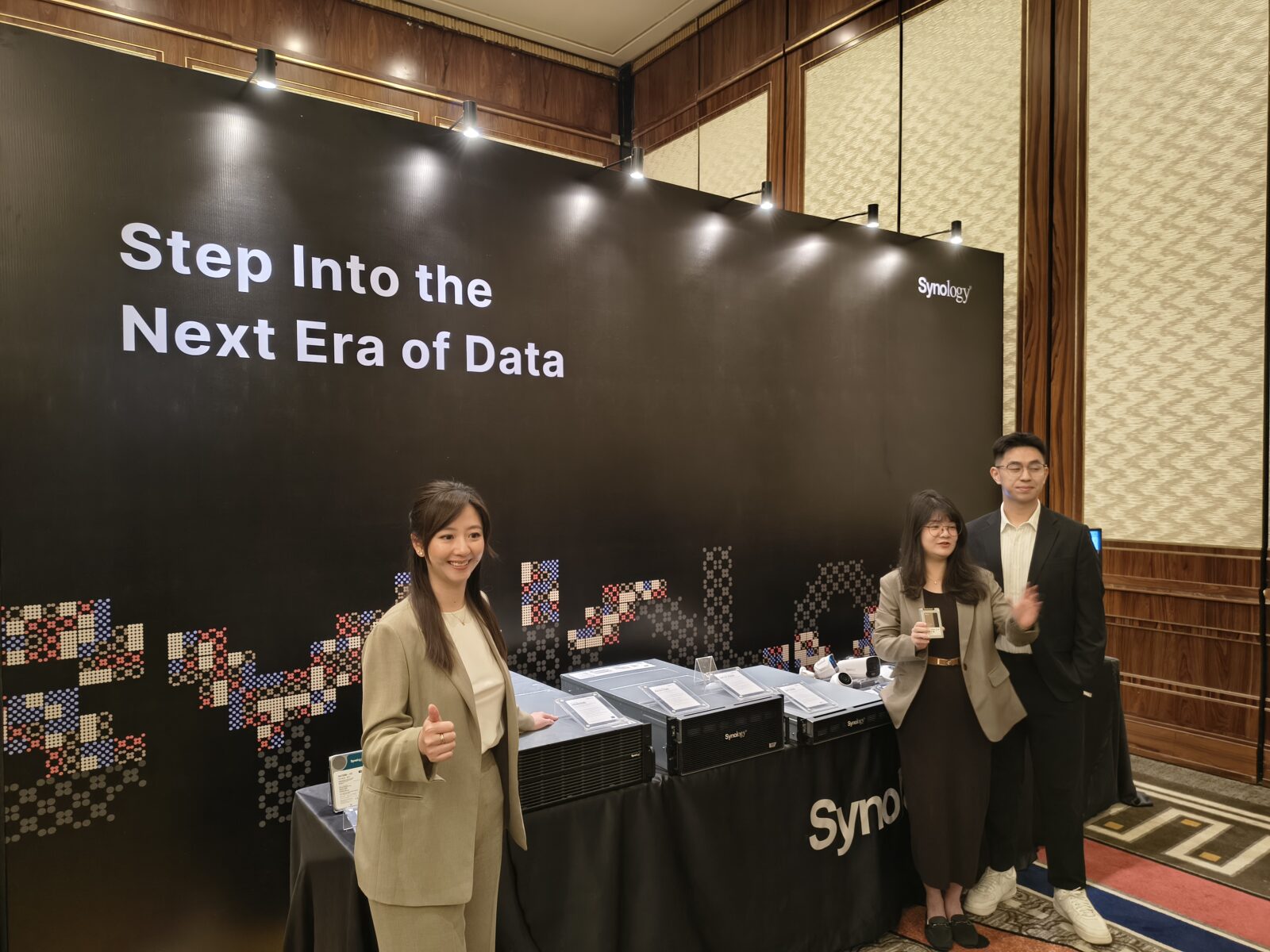 Shadow AI di Tempat Kerja: Risiko Sunyi yang Mengancam Data Perusahaan