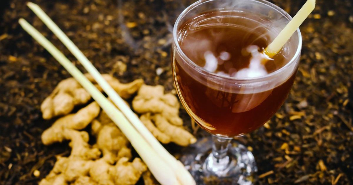 Panduan Lengkap Minum Teh Chamomile dan Wedang Jahe Sebelum Tidur