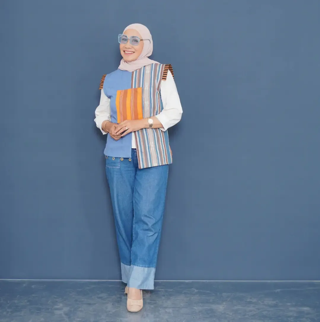 Dari NTB ke Aceh: Wastra Lokal Menyapa Panggung Fashion Internasional