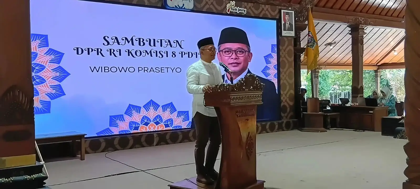 Membangun Karakter Anak di Era Digital: Pinter, Bener, Seger
