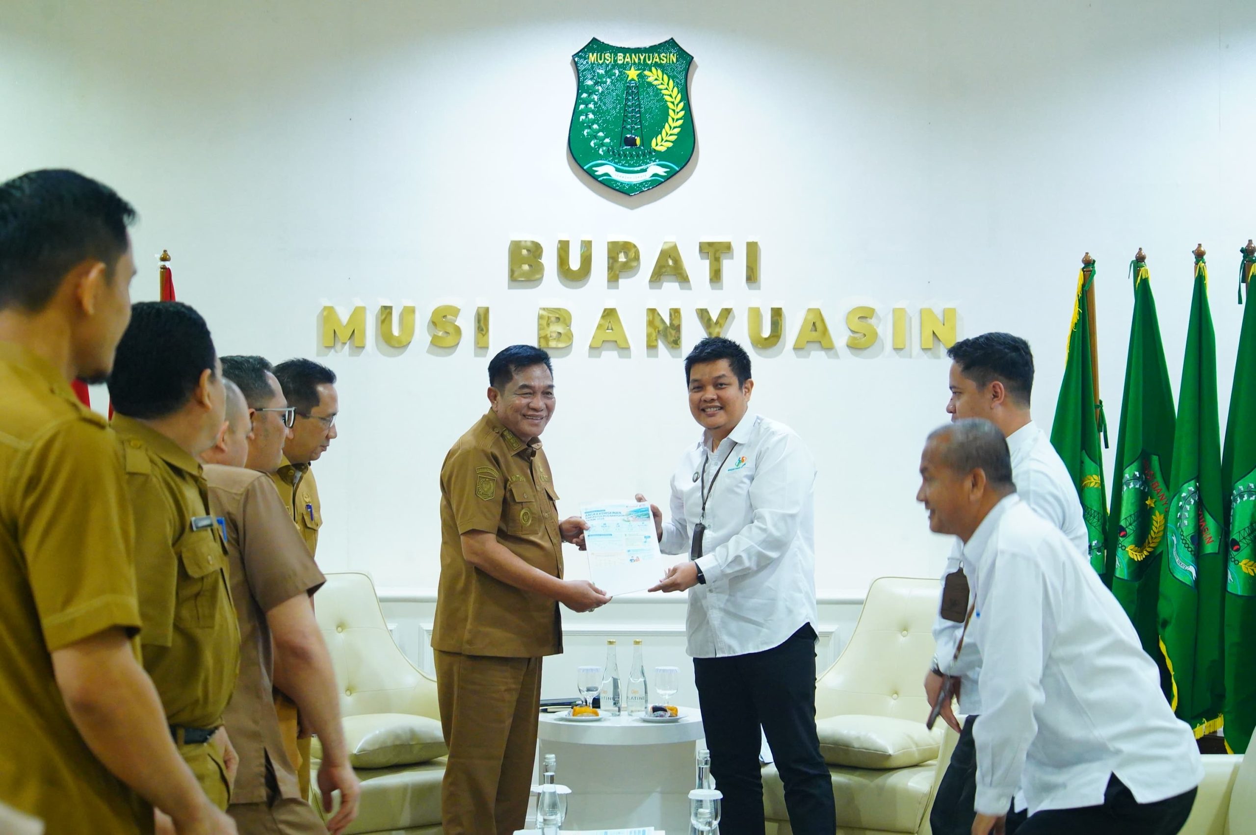 Kemiskinan Turun di Berbagai Daerah: Strategi Apa yang Mengangkat Kesejahteraan?