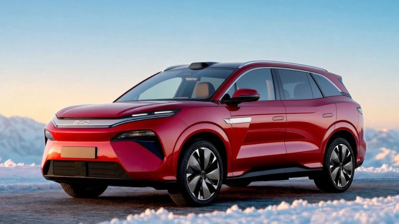 BYD Atto 8: SUV Listrik 7 Penumpang dengan Flash Charging 9 Menit