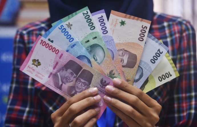 Kenaikan UMR 7,5–9,5 Persen: Angka, Dampak, dan Siapa Diuntungkan