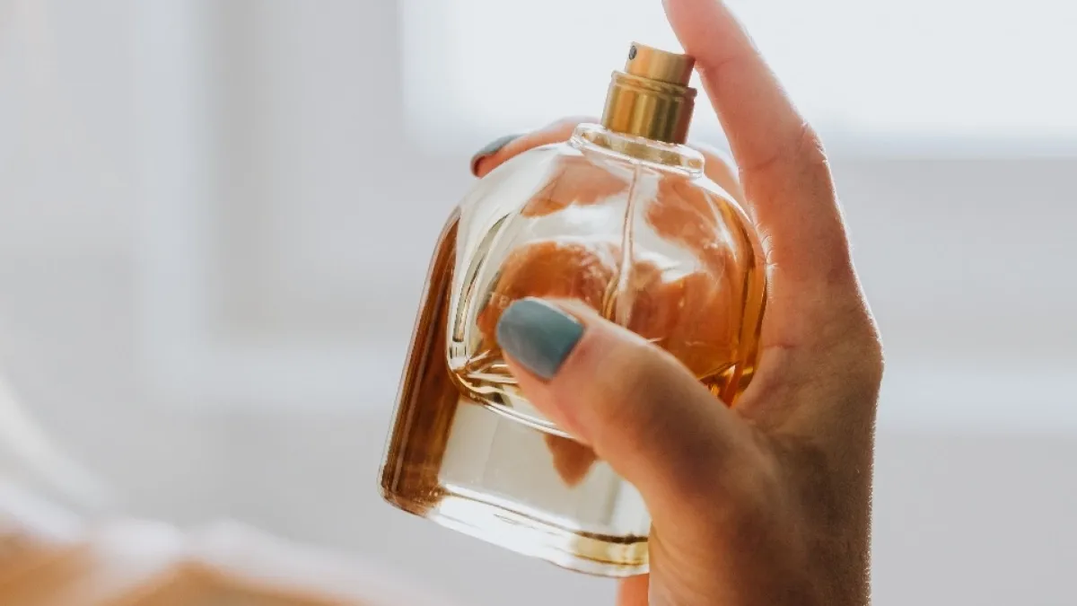 Panduan Lengkap Parfum Wanita Terjangkau: 11 Pilihan Fresh dan Tahan Lama dari Brand Lokal