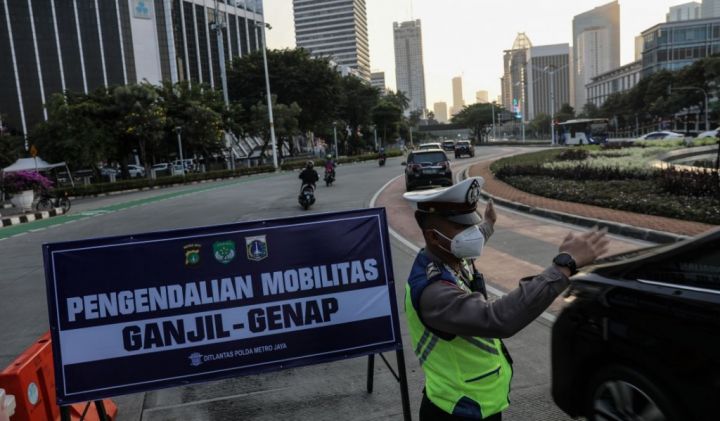 Nasib Ganjil Genap Jakarta Menunggu MRT Kota Tua