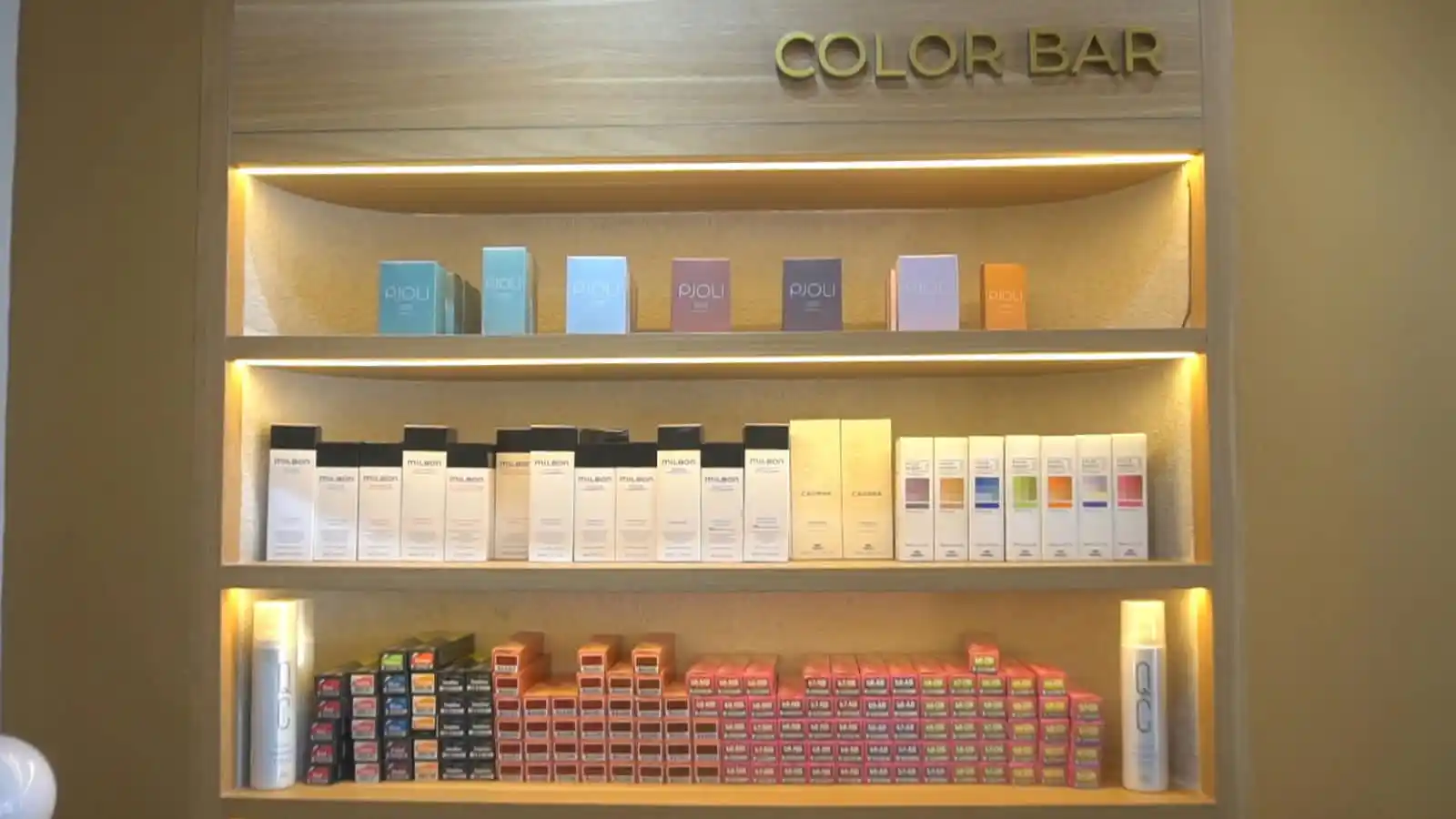 Salon Premium Tanpa Ammonia: LUXE Beauty Salon Prioritaskan Kesehatan Rambut