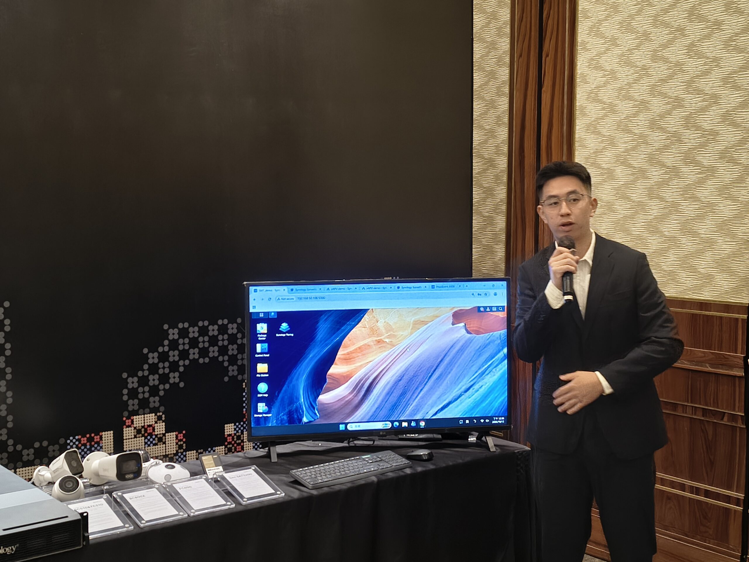 Shadow AI di Tempat Kerja: Risiko Sunyi yang Mengancam Data Perusahaan