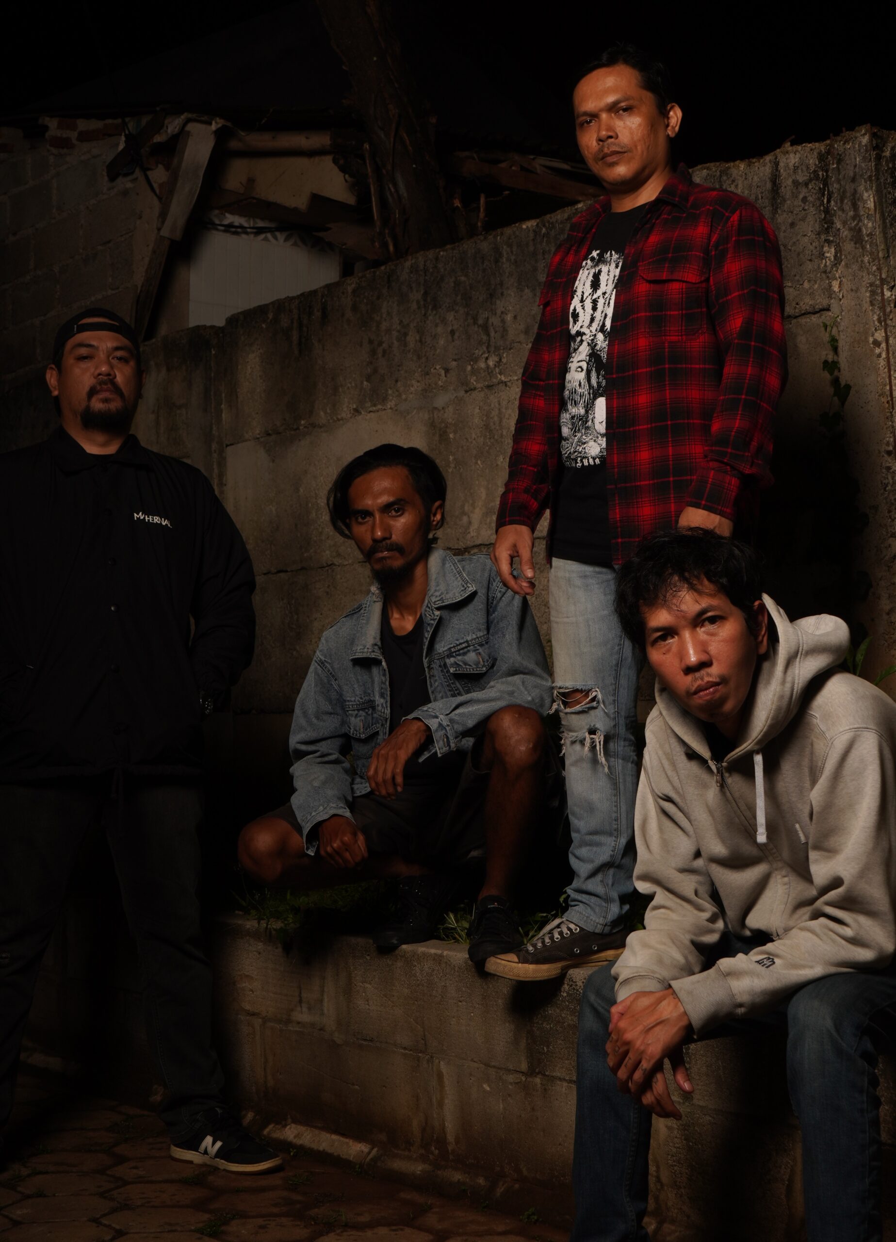 Metalcore Baru: Brutal Breakdown, Lirik Rentan