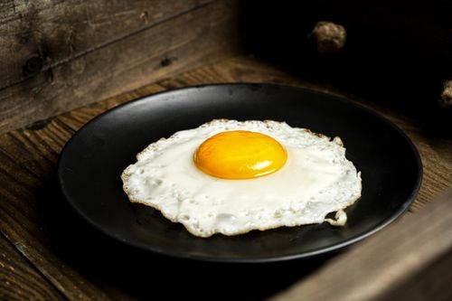 Telur Mentah dan Setengah Matang: Risiko Salmonella Serius pada Bayi