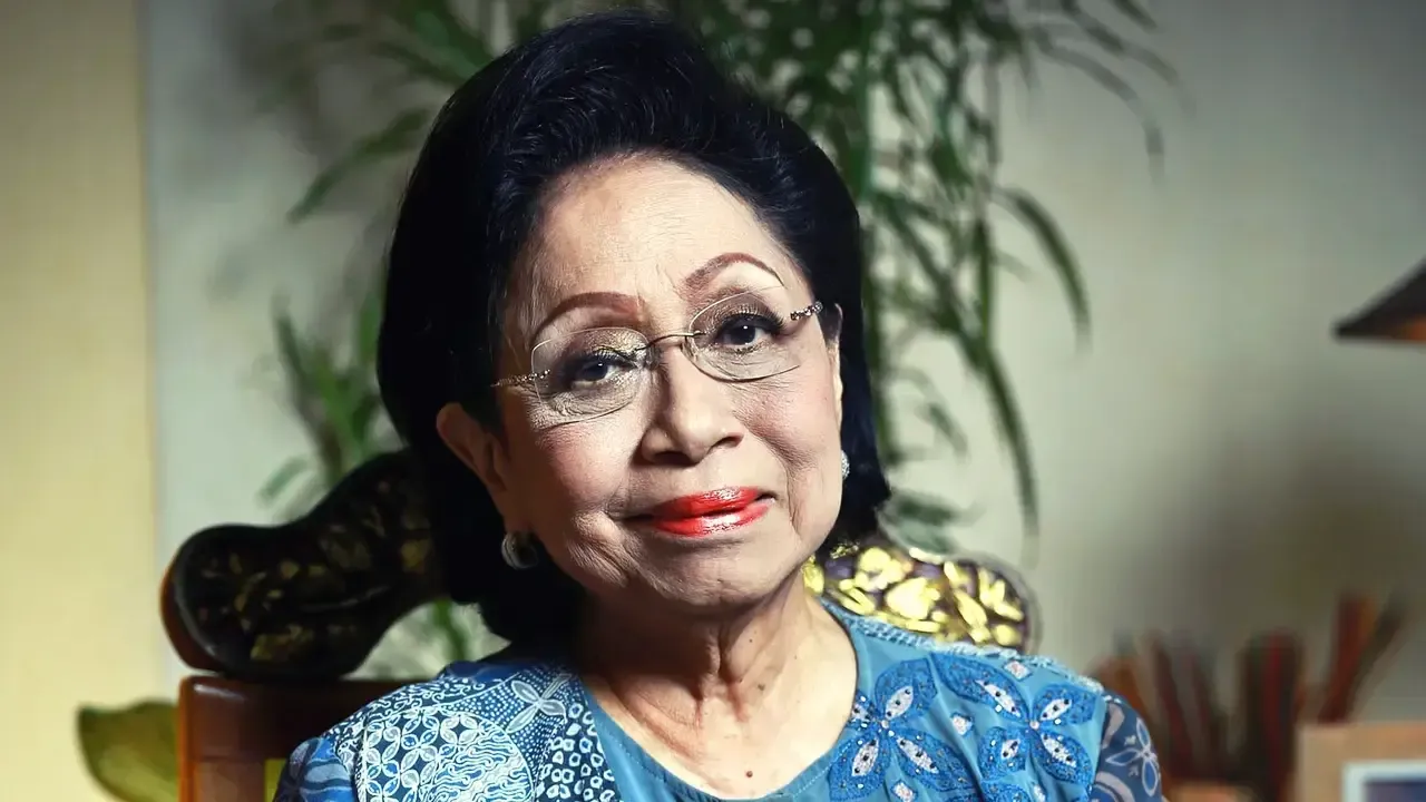 Martha Tilaar: Dari Jamu Dapur ke Gerakan Kosmetik Herbal Modern