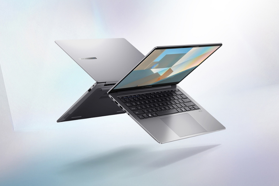 Laptop dengan Asisten AI Lokal vs Cloud: Mana yang Lebih Produktif?