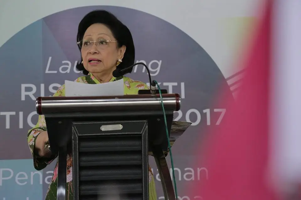 Martha Tilaar: Perintis Kosmetik Tradisional yang Mengubah Industri Kecantikan