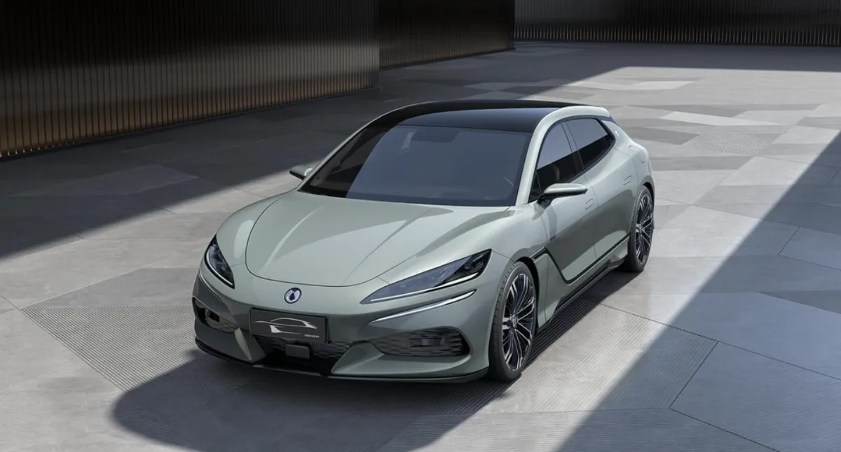 Denza Z9 GT: God's Eye CNOA dan Tiga Motor Listrik untuk Pasar Premium